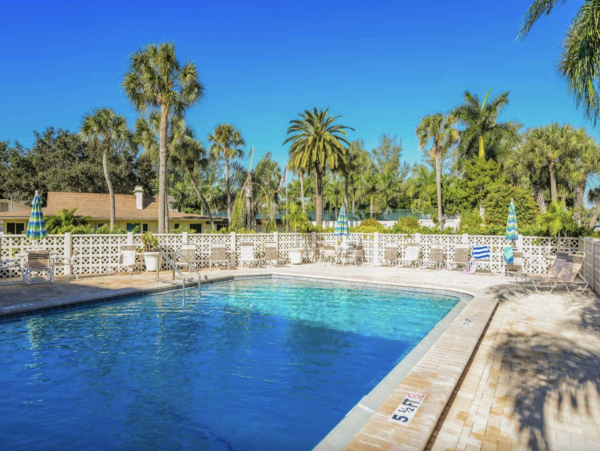 Siesta Key Vacation Rental Townhome One Minute to Beach